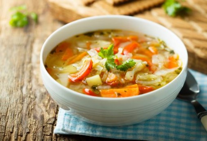 These soups give a feeling of warmth in the harsh cold, there is a treasure of health hidden in them, it is very easy to make