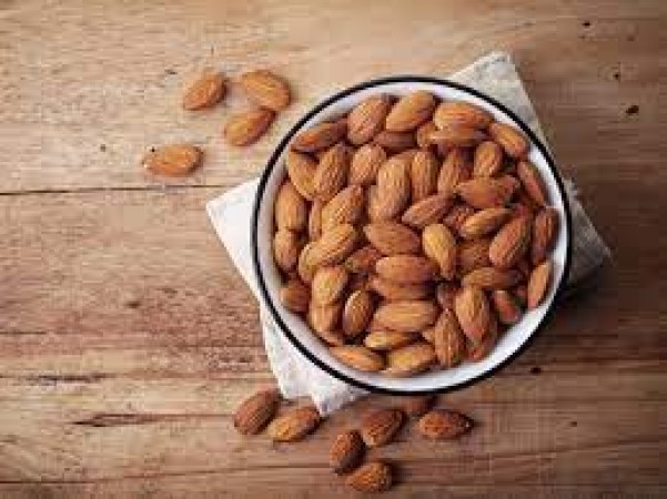 Just eat this many almonds every day for a month, these changes will be visible on your body