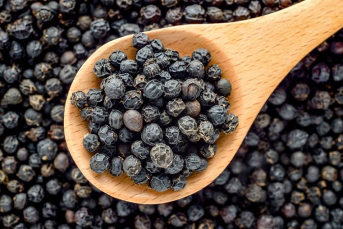 Reduce heart attack risk with black pepper