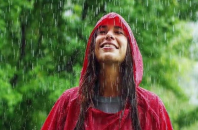 Rainy Season Skincare: Essential Tips for Healthy and Glowing Skin