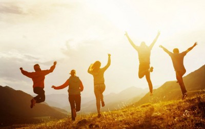 Happiness Can Be Contagious: Surround Yourself with Happy People to Boost Your Happiness