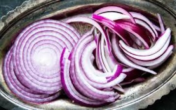 Know the benefits of eating raw onion