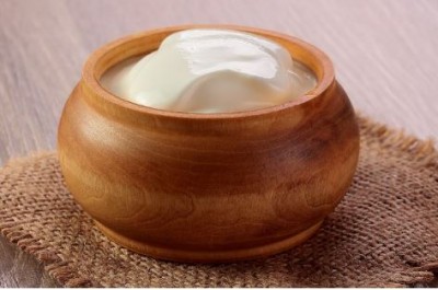 If you are also eating curd daily in summer, then know these important things