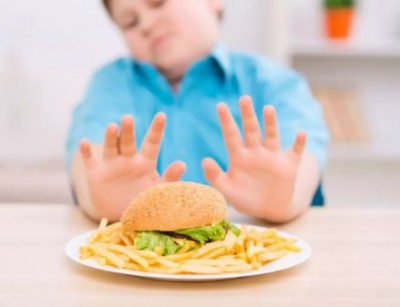 Do not give these 5 foods to children up to one year, know if you are making this mistake