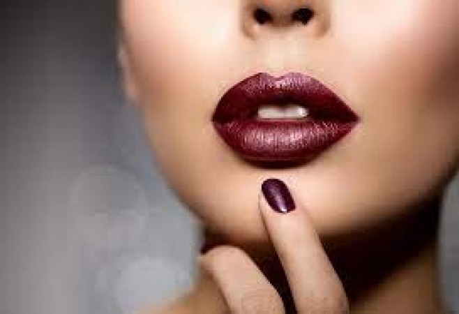 If you use too much lipstick to look beautiful then know its disadvantages