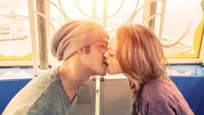 5 Diseases Which You Can Get Through Kissing