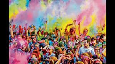 Go here in 3 days on Holi, you will not find any crowd and you will enjoy at low cost