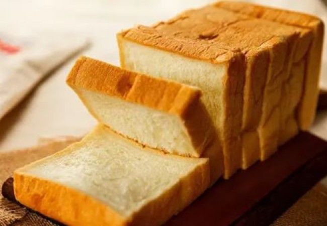 Eating bread on an empty stomach can be harmful for health, know why?