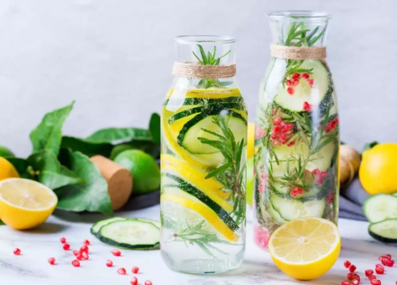 Experts' Opinion: How 'Detox Water' Could Pose Risks