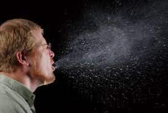 Frequent sneezing can be dangerous for health, if these symptoms are visible then do this immediately