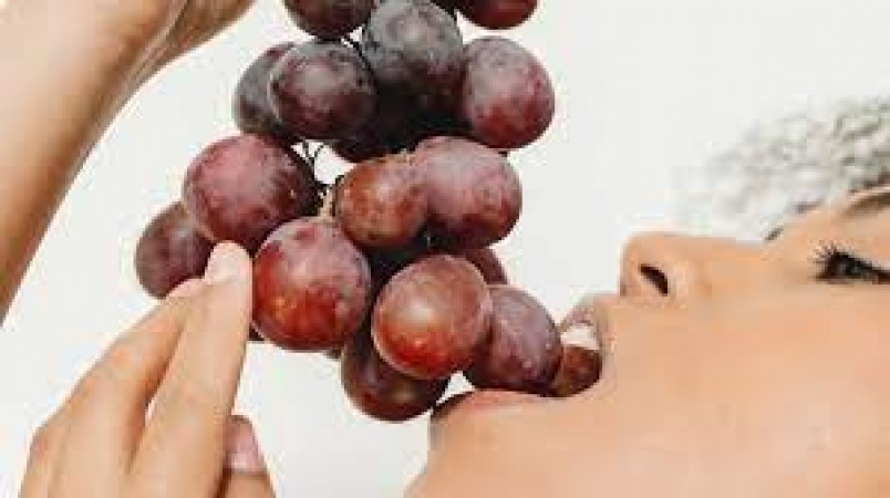 Are grapes the cause of cough these days? Know the real reason of the problem from experts