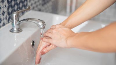 Follow these 5 steps to wash your hands the right way