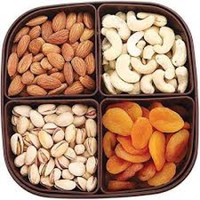 Is there any benefit or harm in drinking milk mixed with dry fruits? Know the right time and way to drink