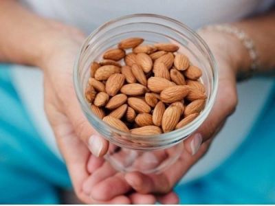 Know how soaked almonds help you to get healthy