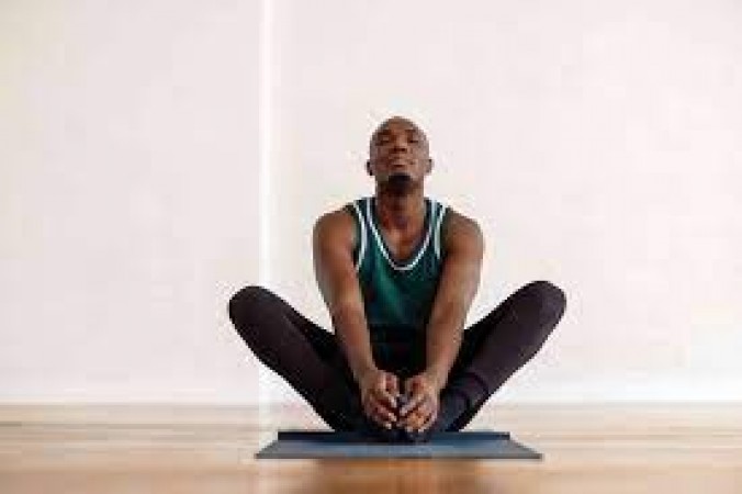 पेट की समस्याओं से छुटकारा पाने के लिए करें ये योगाभ्यास, कमर दर्द भी होगा दूर