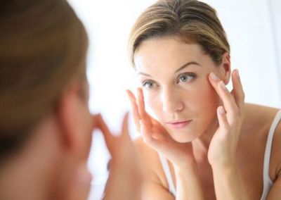 KNOW WHAT IS REASON OF SWELLING ON THE FACE IN THE MORNING