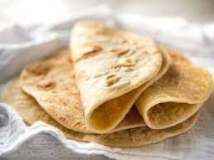 Eat roti made of this flour daily in winter, which has the effect of warming and provides relief from cold