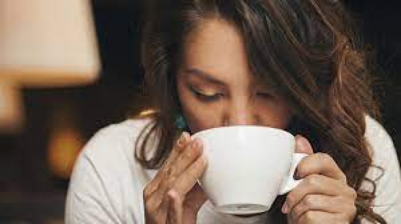 Caffeine is present in everything from coffee to cold drinks... Know whether it is right or wrong to drink these during pregnancy?