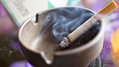 धूम्रपान छोड़ने में मददगार है निकोटिन रिप्लेसमेंट थेरेपी