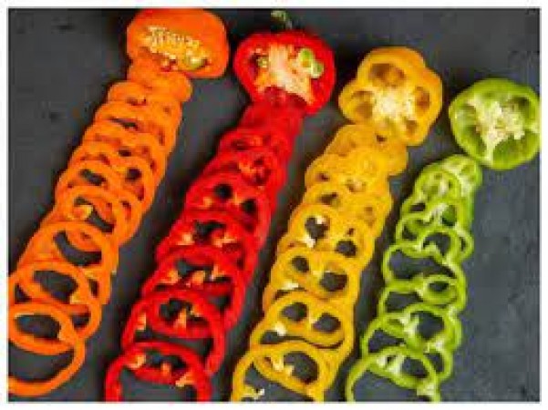 Know about green, red, yellow, orange and black capsicum, which one is more beneficial?