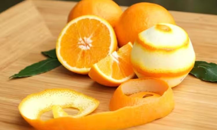 How to Incorporate Orange Peels into Your Beauty Routine