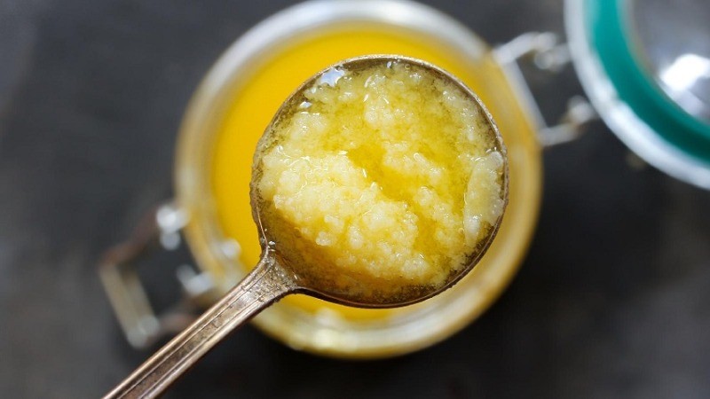 Choosing the Right Ghee: Cow vs. Buffalo – What’s Best for Your Health?