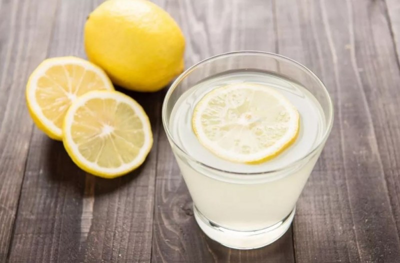 The Downside of Excessive Lemon Water Consumption