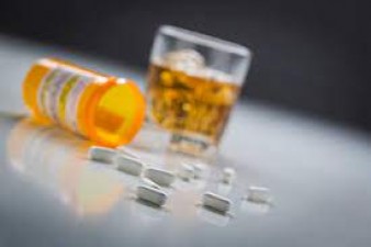 What happens when alcohol is mixed with pills?