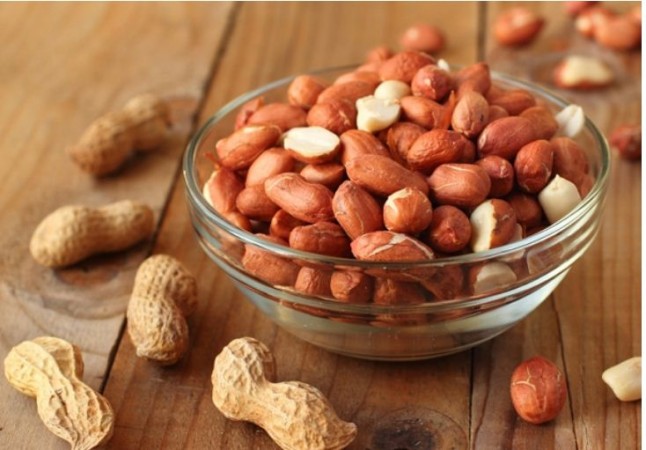 Study finds eating peanuts may lower cardiovascular disease risk among people
