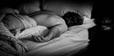 Those who sleep on their stomach should be careful, expert has enumerated its many 'fatal' disadvantages