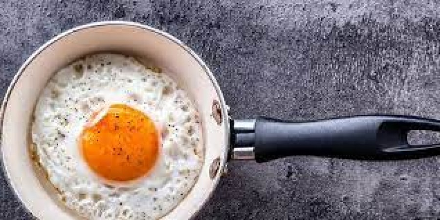 How many eggs is it beneficial to eat in a day?