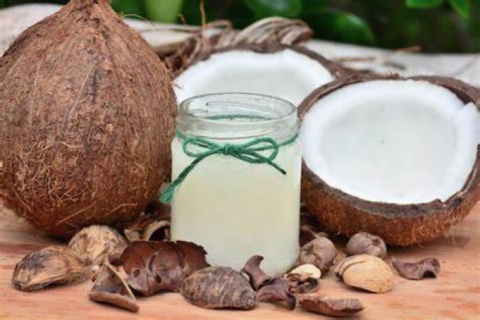 There are many benefits of coconut water