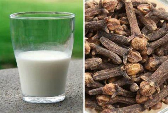 Men will get relief from these problems by drinking milk mixed with cloves