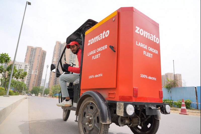 Zomato Unveils All-Electric 'Large Order Fleet' for Enhanced Delivery Services