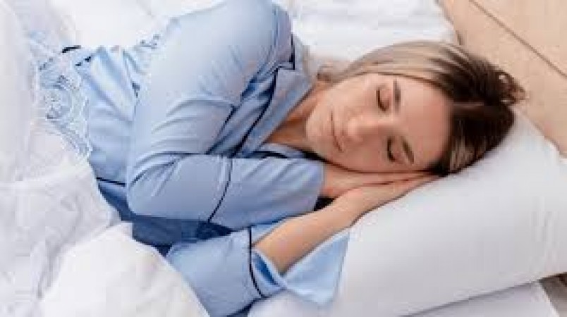 Do your nerves also rise while sleeping at night? Adopt this method and you will get relief immediately