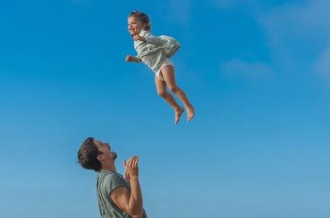 These mistakes of parents take away childhood from children, do not do these things even by mistake