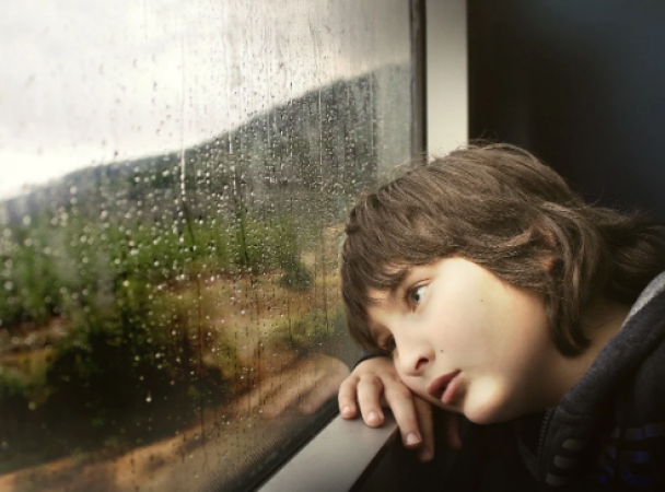 When Moving Leads to Childhood Trauma: Navigating the Emotional Impact