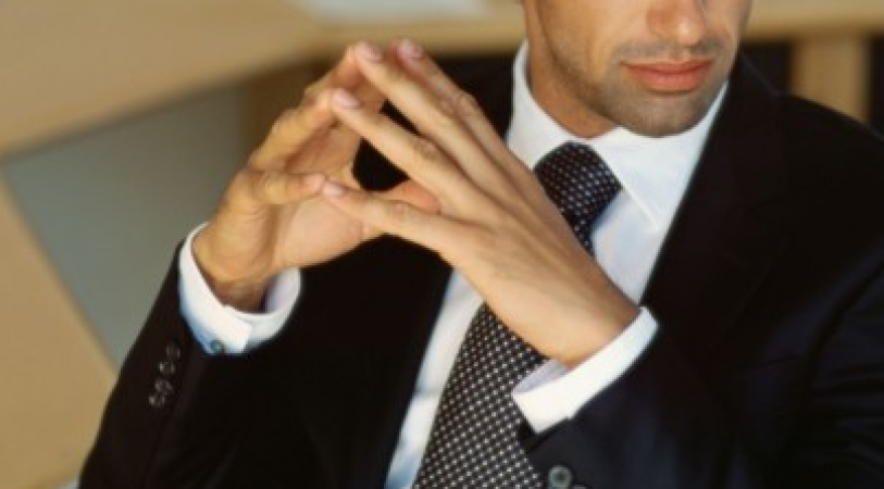 Mastering Dominance: 7 Powerful Body Language Tips for Success