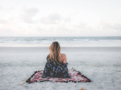 10 Personality Traits of People Who Genuinely Enjoy Being Alone