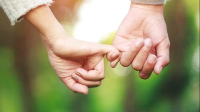 Promise day 2025: 7 meaningful vows every couple should make this day!