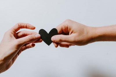 4 Expert ways to bring back love in the relationship during the COVID 19 scenario