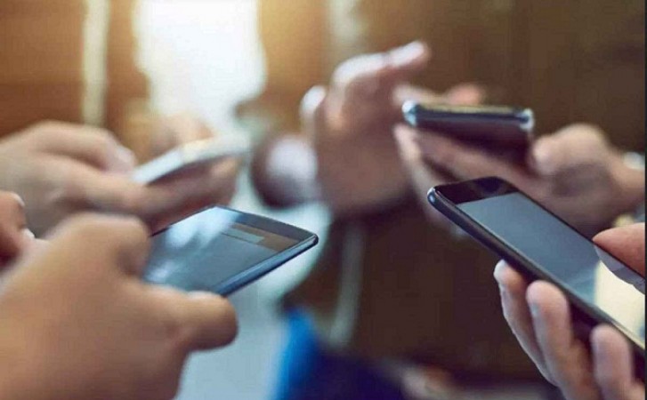 Nearly 5000 Indians Stalking Their Partners Via Mobile Spyware
