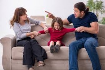 Divorce of parents should not spoil the child's mental condition, prepare him in this way