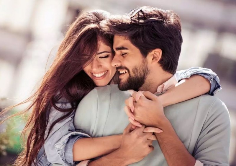 Embrace These Strategies to Prevent Your Relationship from Getting 'Boring'