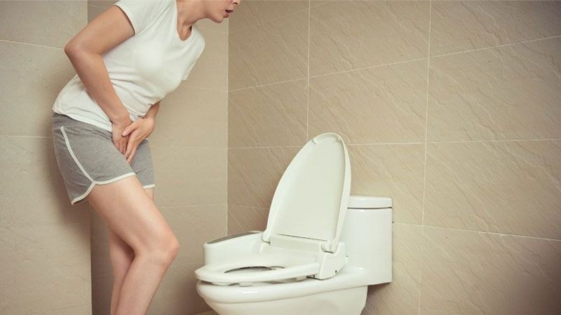 Frequent Urination: If you have to go to the toilet repeatedly till late night, then there is a deficiency of this vitamin in the body