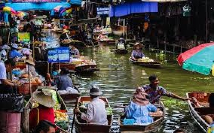 बैंकॉक में नाइटलाइफ़ दृश्य का पता लगाने के लिए 1 सप्ताह की यात्रा की बनाएं योजना