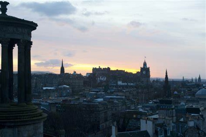 Discovering Edinburgh: A City of History, Castles, and Festivals