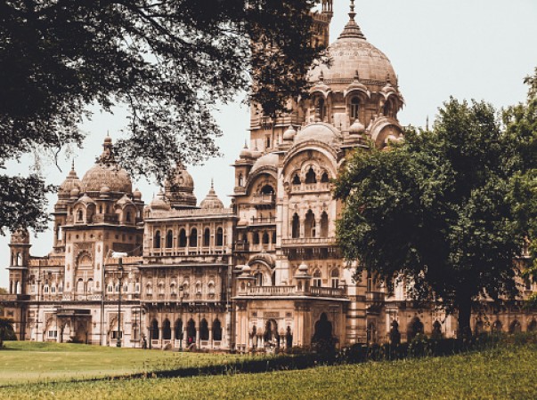 Vadodara: A Mesmerizing Tapestry of Heritage and Charm