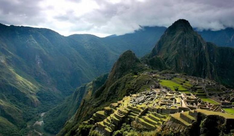 Peru - A Land of Ancient Mysteries, Breathtaking Landscapes, and Vibrant Culture