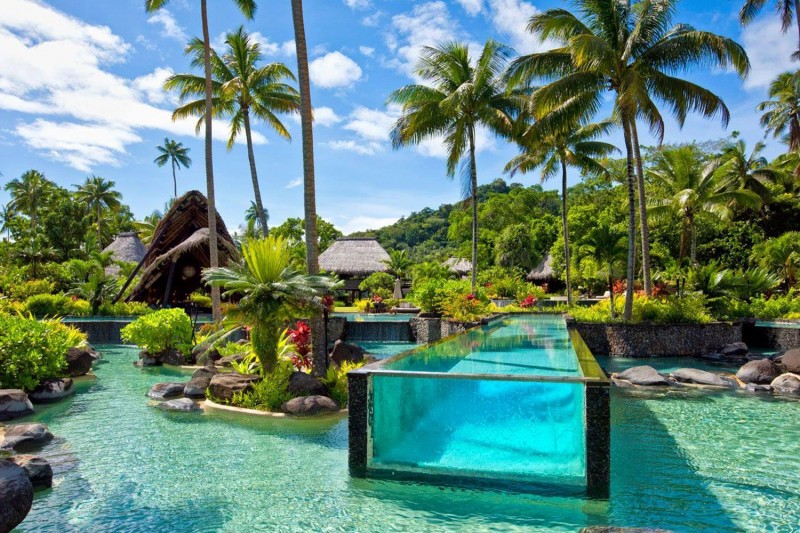 Dive into Paradise: Discover the World's Most Spectacular Pools